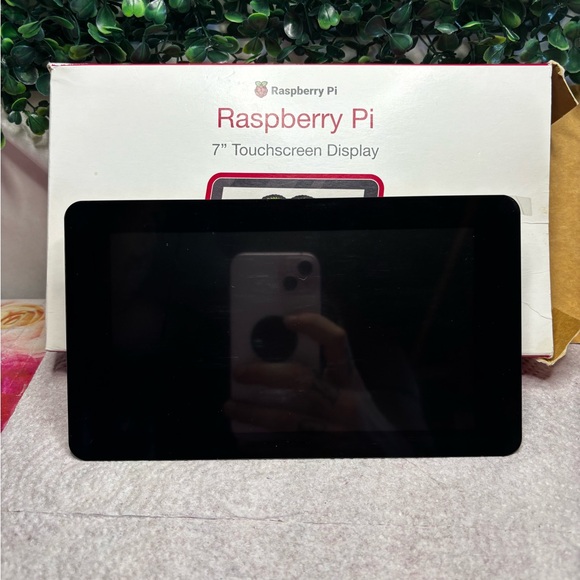 Raspberry pi 7” touchscreen display - Picture 6 of 8